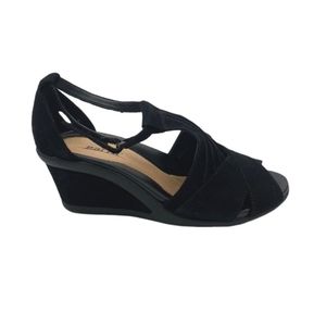 Earth Kelso Curvet Black Suede Wedge 7.5 Wide